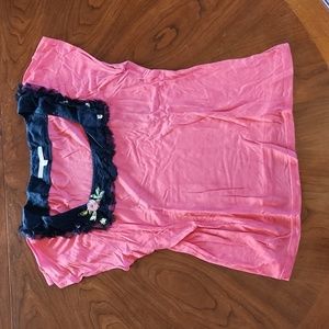 Coral shirt with flower and lace detail